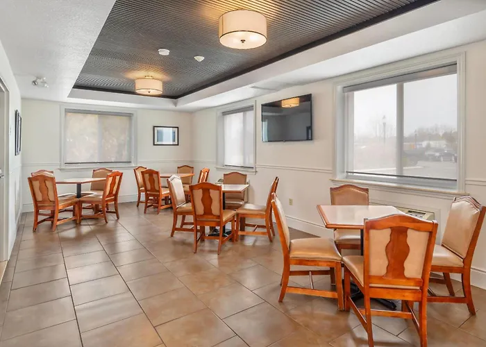 Comfort Inn & Suites Thousand Islands Harbour District